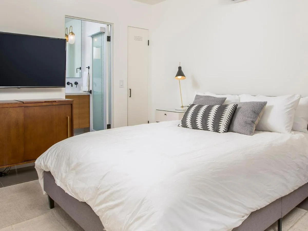 Modern Marion At Twin Palms By Acme House Company Villa Palm Springs